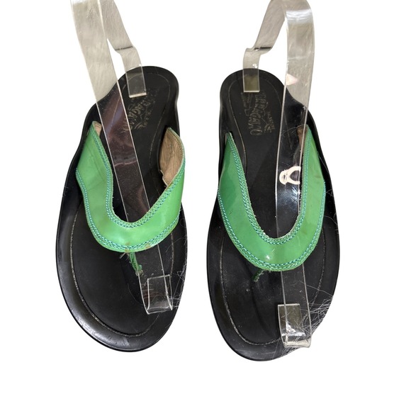 Salvatore Ferragamo Women's Sandals Thong Slide Leather Green Patent Size 8 - Picture 1 of 8